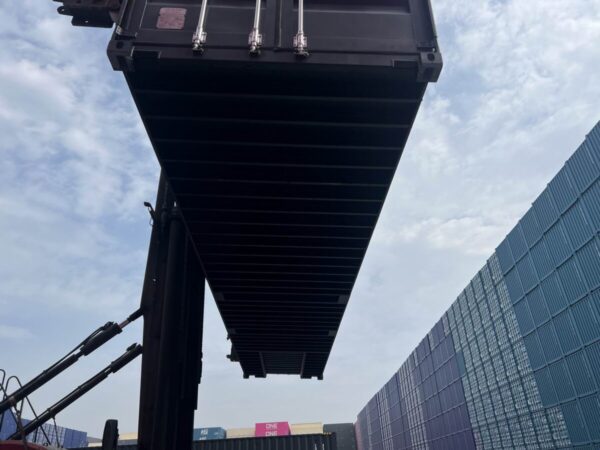 40ft-shipping-container-high-cube-double-door-new-grey-bottom-1200x900-1.jpg 40-Fuß High-Cube-Doppeltürcontainer