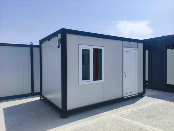 9.6m² Mini-Bürocontainer Classic-Linie