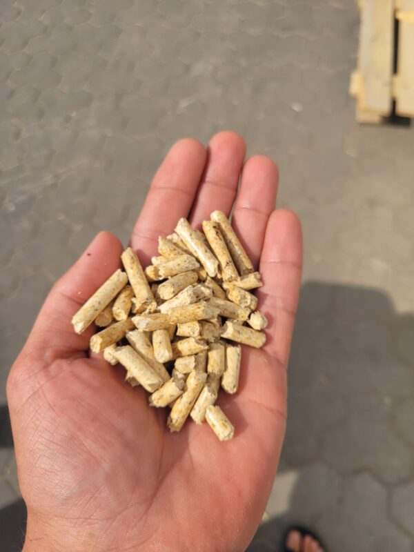 Premium Holzpellets 6mm 15kg Sack – 66 Säcke pro Palette