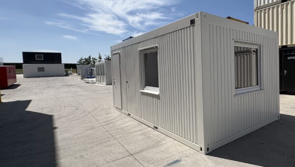 5 NEU Bürocontainer 6x3m – Premium Line