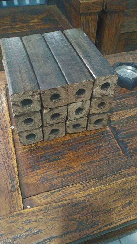 Nestro-, Pinikay- und RUF-Briketts 10Kg x 96