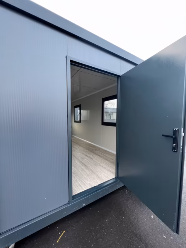 Big Cube Bürocontainer 6x3m mit 3 Fenstern Kaufen